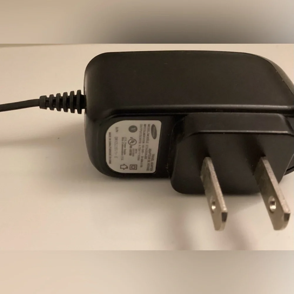 Genuine OEM Samsung ETA3S30JBE 4.75v DC 0.55A Power Supply Adapter